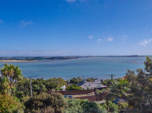 28 Seamount Terrace, Mount Pleasant