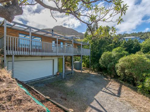 16 Brenchley Road, Lyttelton