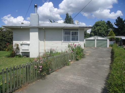 17 Tee Street, Putaruru