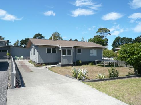 116A Kiwi Road, Whangamata