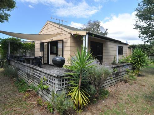 204B Williamson Road, Whangamata