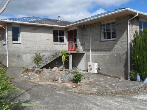 262 Dowse Drive, Maungaraki