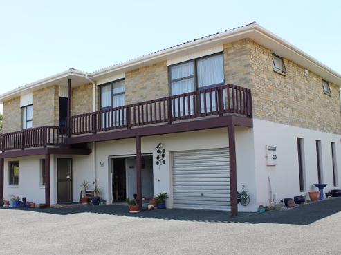 17B Bronte Place, Whalers Gate