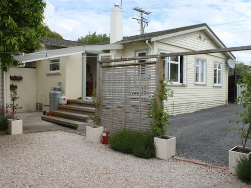 33 Salisbury Road, Richmond
