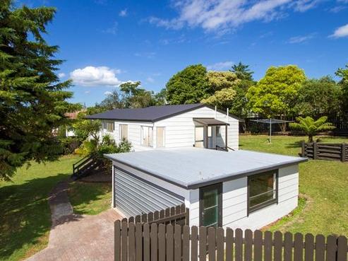 8 Trengove Place, West Harbour