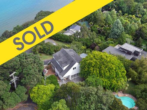 17 Miha Road, Titirangi
