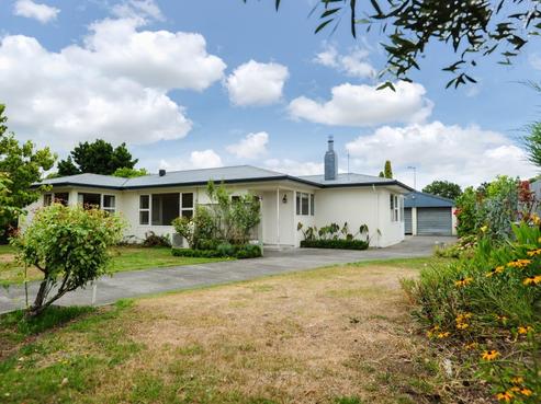704 Maxville Drive, Parkvale
