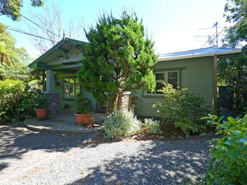 18 Benzie Avenue, Wallaceville