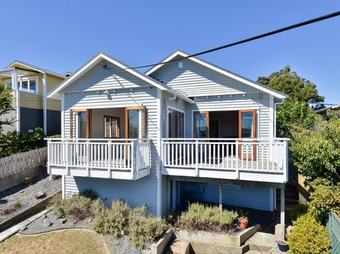 104 Nevay Road, Karaka Bays