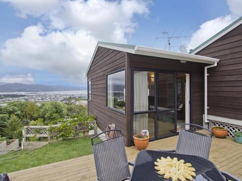 2/22 Walnut Way, Maungaraki