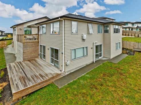 15 Walter Crescent, Silverdale