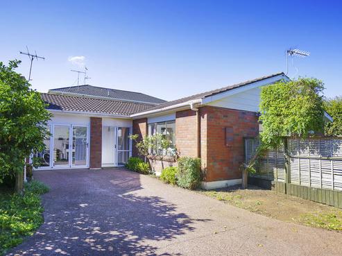 4/8 Brook Street, Milford