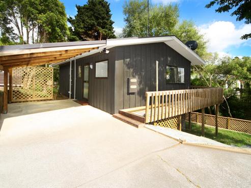 2/44 Moore Street, Hillcrest