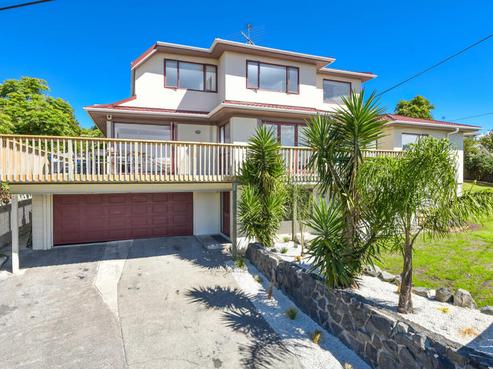 1/863 Beach Road, Waiake