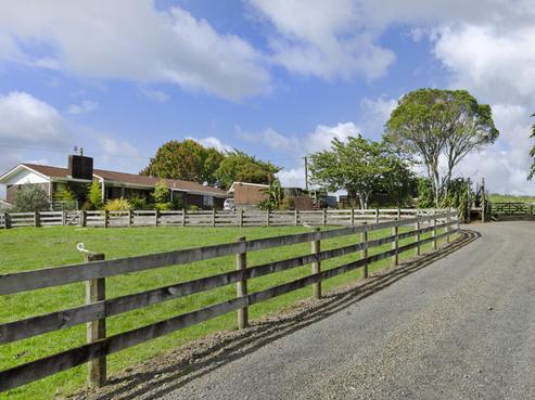 1912 Hunua Road, Hunua