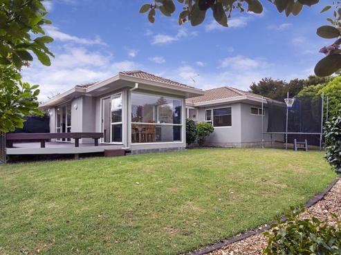 61 Gosford Drive, Botany Downs