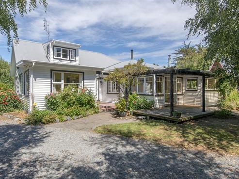 144 Woodside Road, Oxford