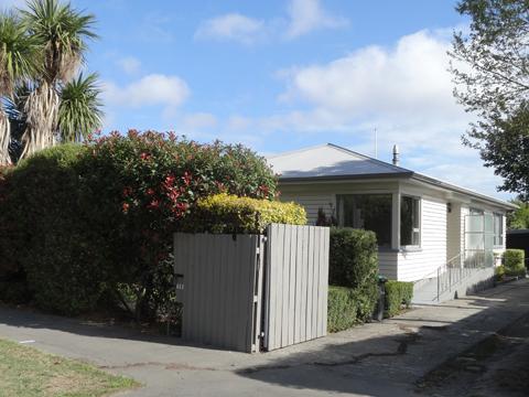 418 Linwood Avenue, Bromley
