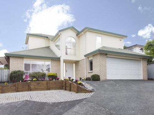 27 Crimson Park, Oteha