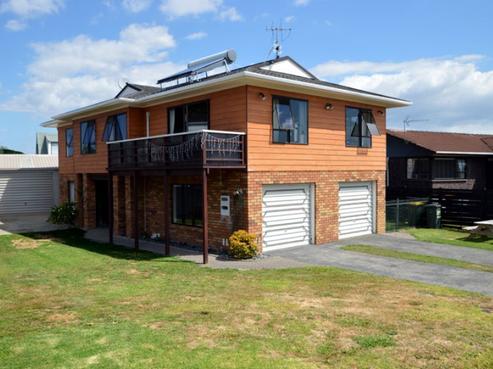 32 Hadley Wood Drive, Wattle Downs