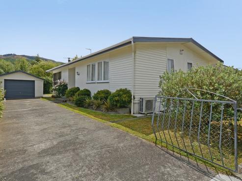 52 Whirinaki Crescent, Heretaunga
