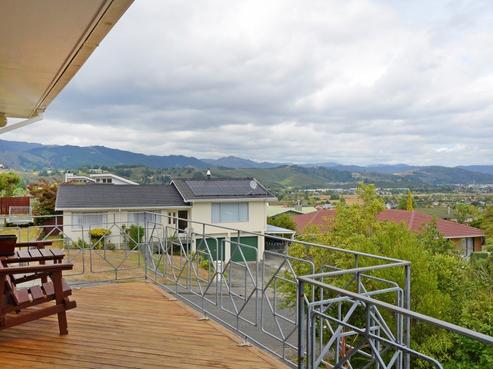 5 Alleyne Court, Brown Owl