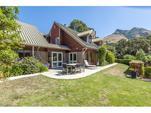 76 Bamfords Road, Governors Bay