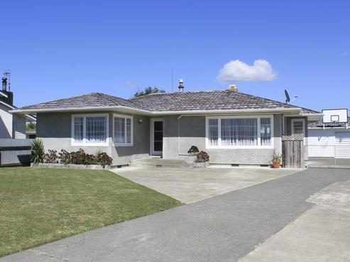 10 Magdalen Crescent, Pirimai