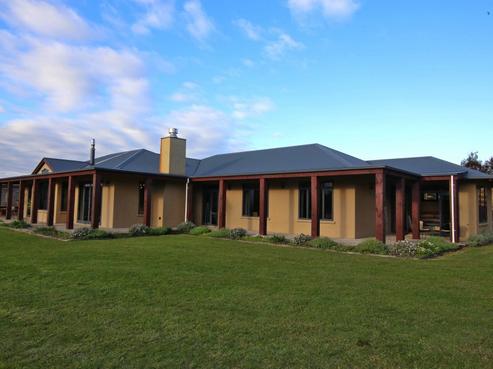 64 Gardner Valley Road, Upper Moutere