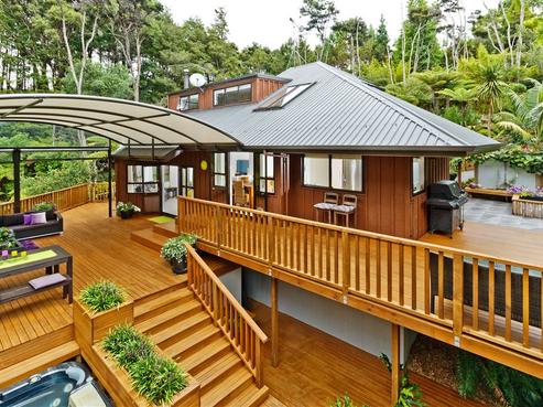 142 The Avenue, Lucas Heights