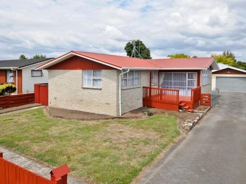 5 Susan Place, Deanwell