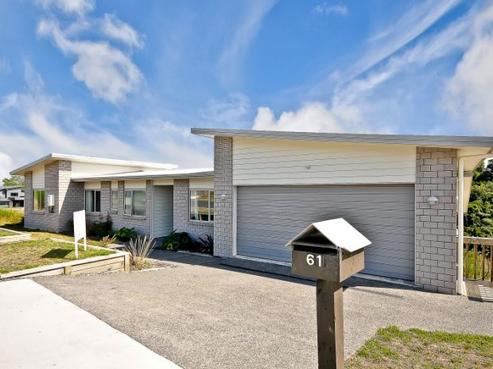61 Alpers Ridge, Leamington