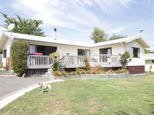 24 Arthur Crescent, Hilltop