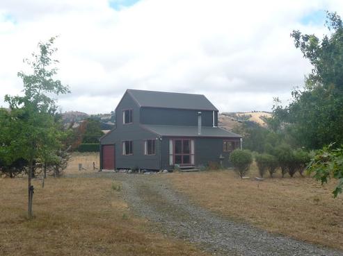 760 Gladstone Road, Gladstone