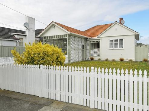 18 Mahoe Street, Central Hutt