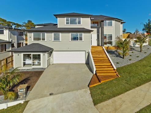 3 Golden Morning Drive, Albany Heights