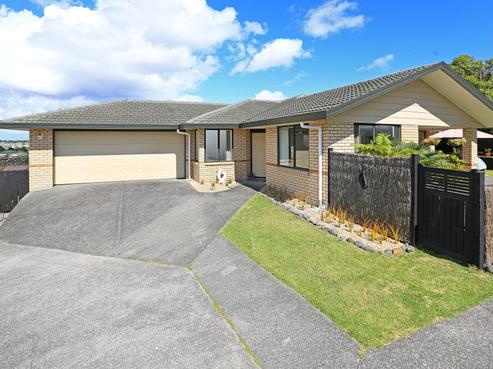 5 Lucienne Drive, Ranui
