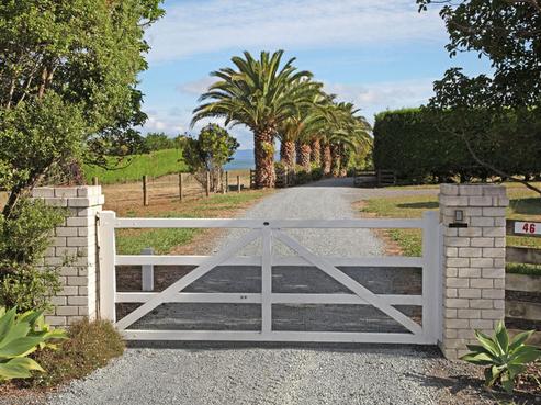 46 Farley Road, Clarks Beach