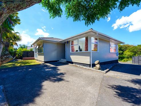 82 Butterworth Drive, Glendene