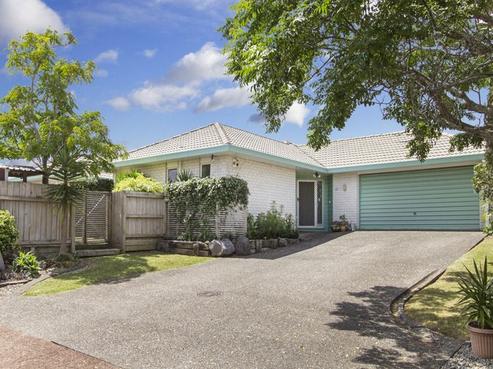 27 Frank Nobilo Drive, Golflands