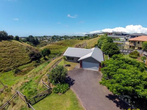 3B Horizon Heights, Whalers Gate