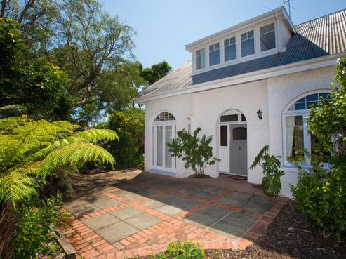 2 Seymour Avenue, The Brook