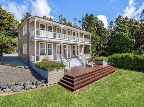 77 M Greenwood Road, Leigh