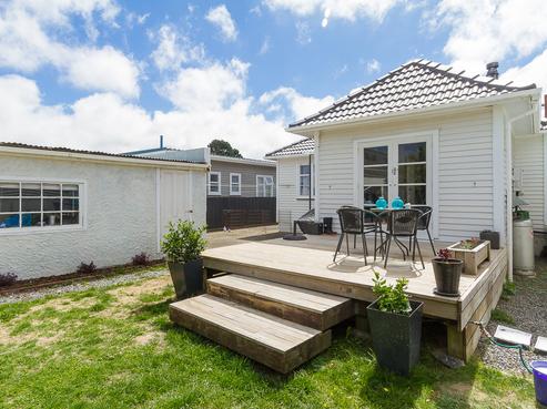 25 East Street, Petone