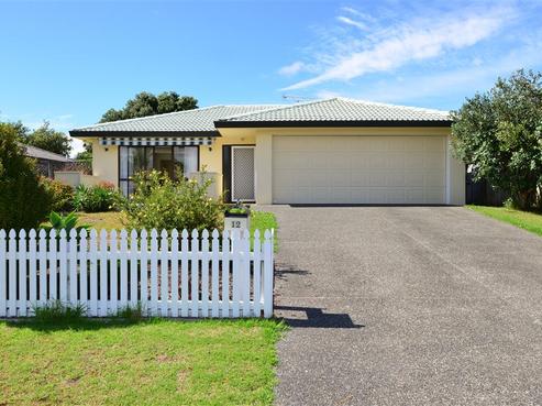 12 Lakeside Drive, Orewa