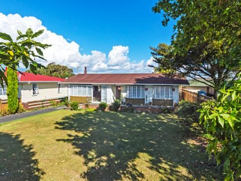 24 Bradbury Road, Botany Downs