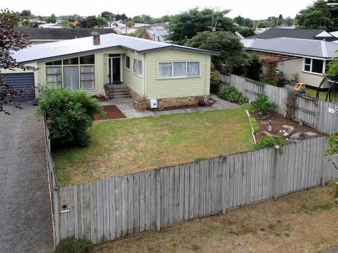 6 Dover Road, Saint Andrews