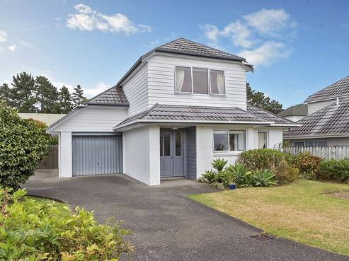 26 Headcorn Place, Botany Downs