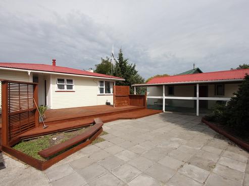 22 Wilson Street, Bulls