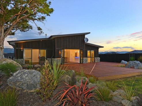 88 Riverstone Drive, Riverstone Terraces